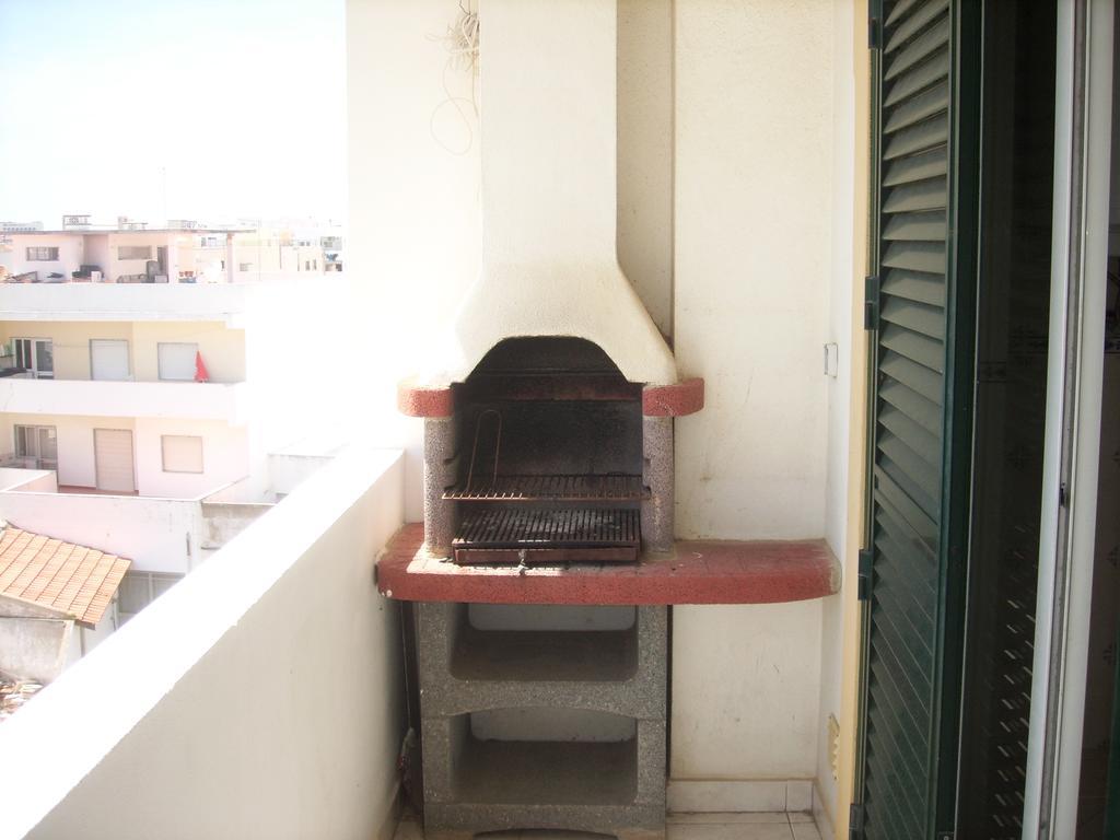 Apartamentos Monica Quarteira Dış mekan fotoğraf