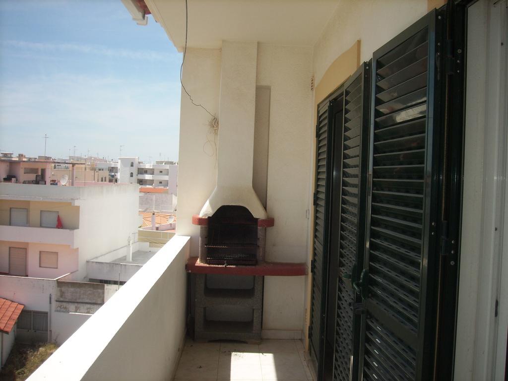 Apartamentos Monica Quarteira Dış mekan fotoğraf
