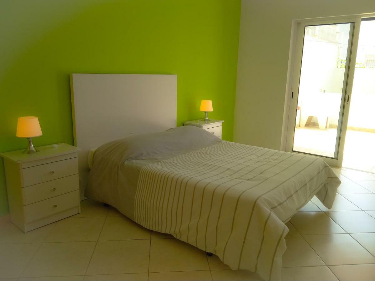Apartamentos Monica Quarteira Dış mekan fotoğraf
