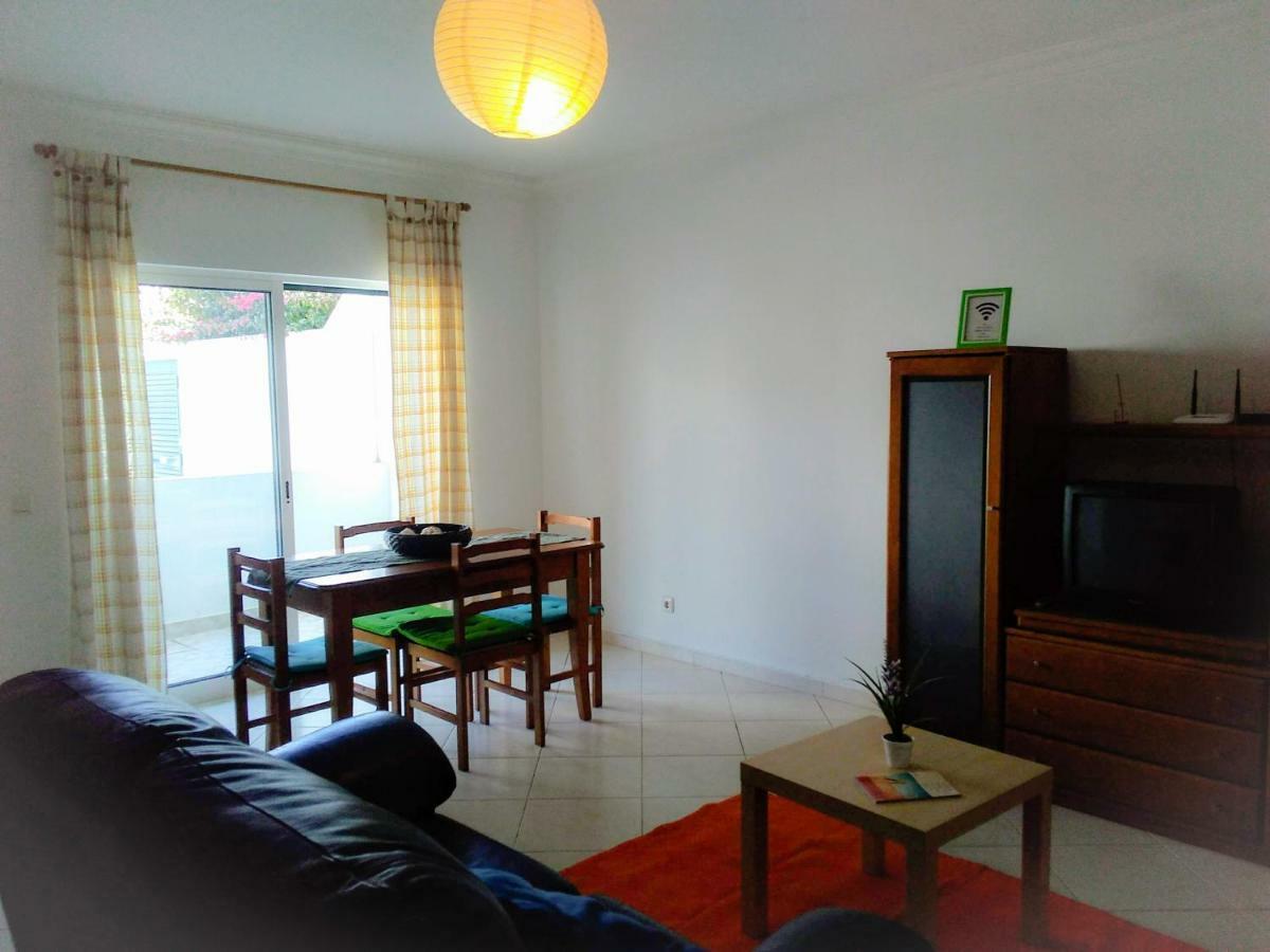 Apartamentos Monica Quarteira Dış mekan fotoğraf