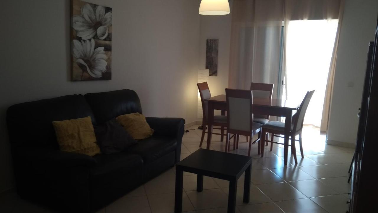 Apartamentos Monica Quarteira Dış mekan fotoğraf