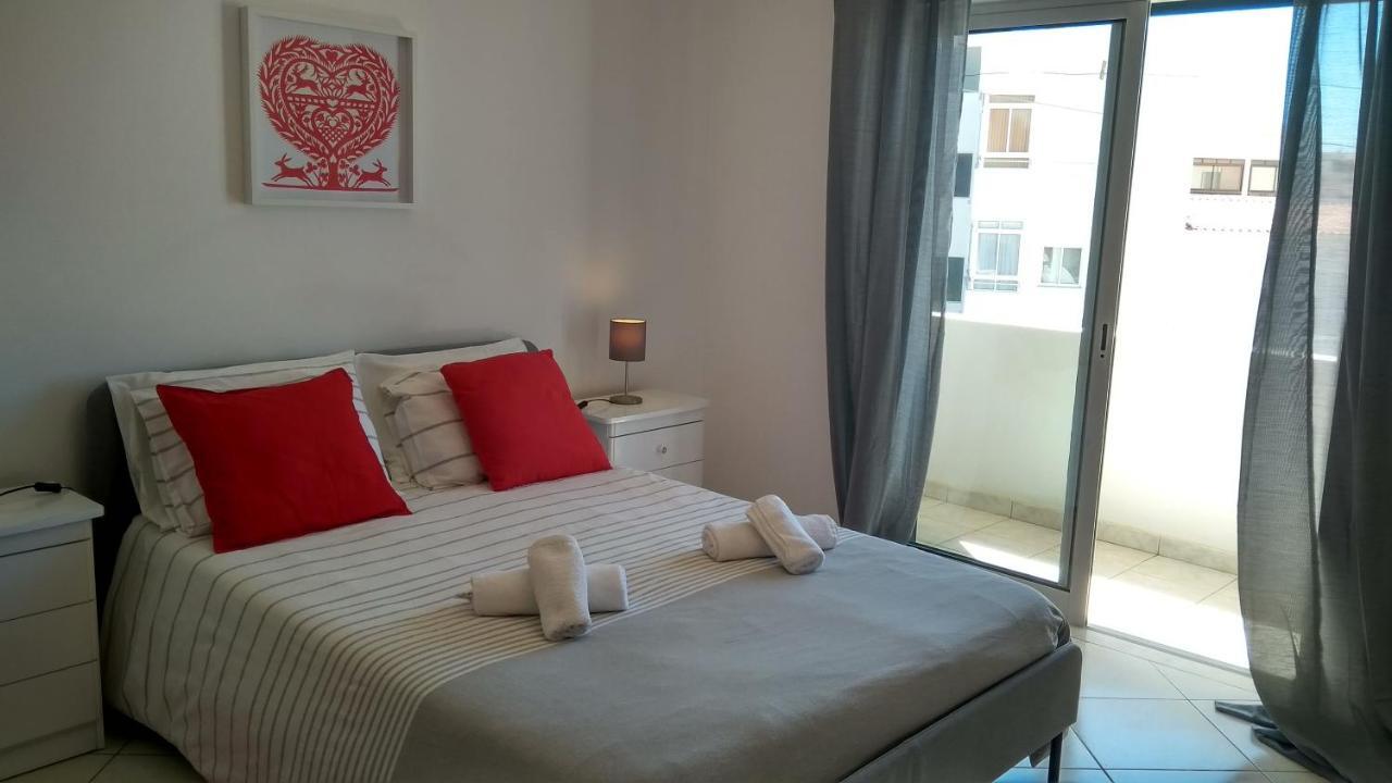 Apartamentos Monica Quarteira Dış mekan fotoğraf